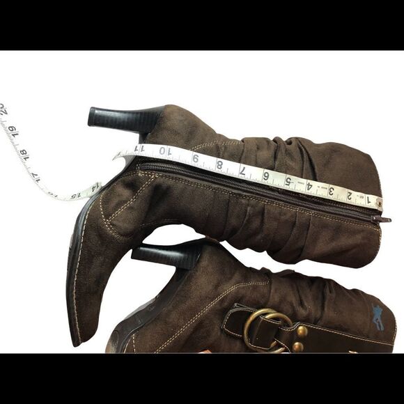 Predictions brown Suede boots. Size 6 1/2 - Picture 8 of 8